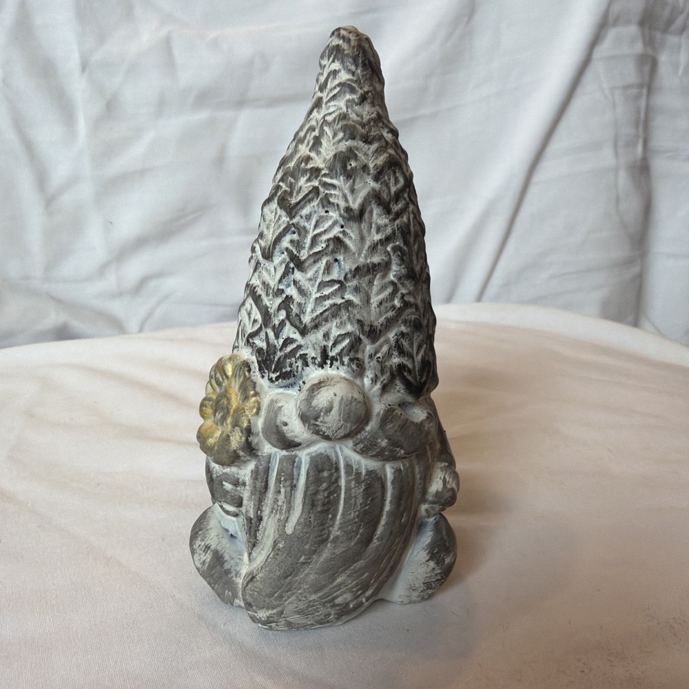 Rustic Gray Garden Gnome Figurine 5" Tall Tree Hat Bearded Gnome